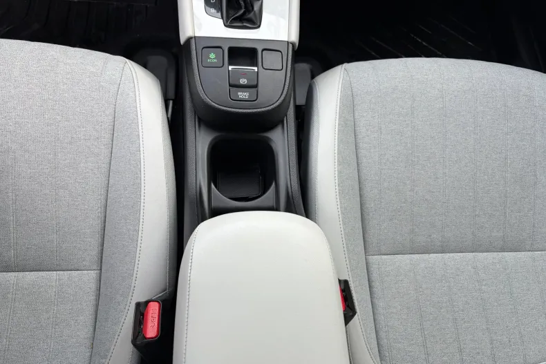 Honda Jazz din 2020 cu 50.590 km - oferta HON213026 - foto 28