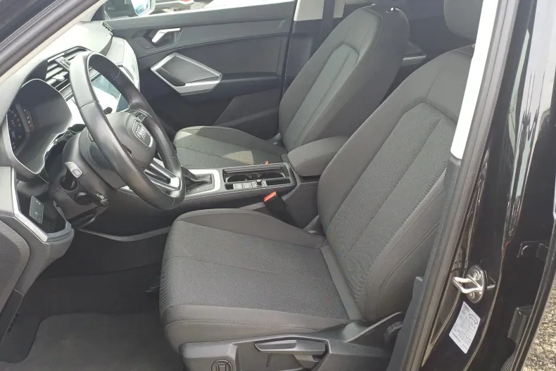 Audi Q3 din 2021 cu 83.650 km - oferta AUD213027 - foto 10