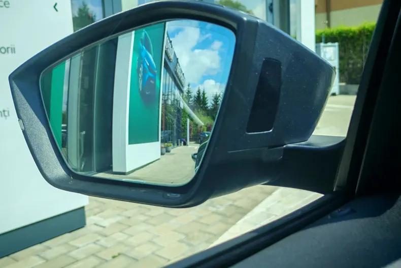 Skoda Octavia din 2025 cu 9 km - oferta SKO213043 - foto 9