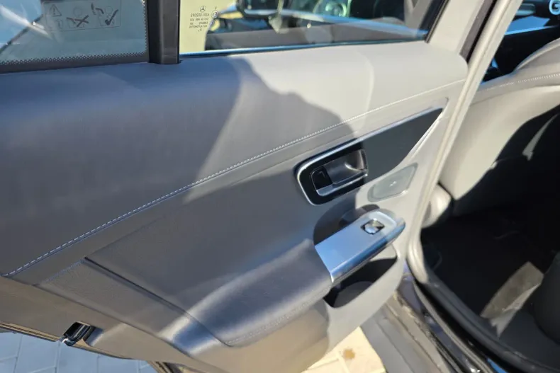 Mercedes-Benz GLC din 2023 cu 21.000 km - oferta MER213049 - foto 17