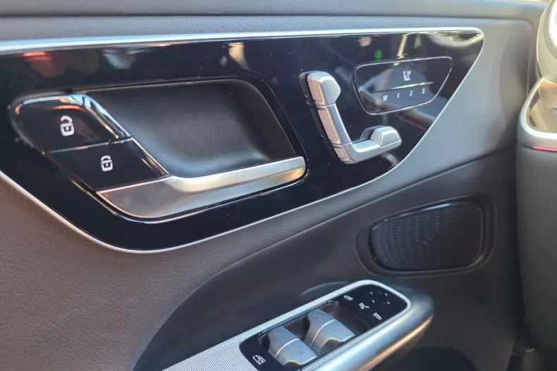 Mercedes-Benz GLC din 2023 cu 21.000 km - oferta MER213049 - foto 25