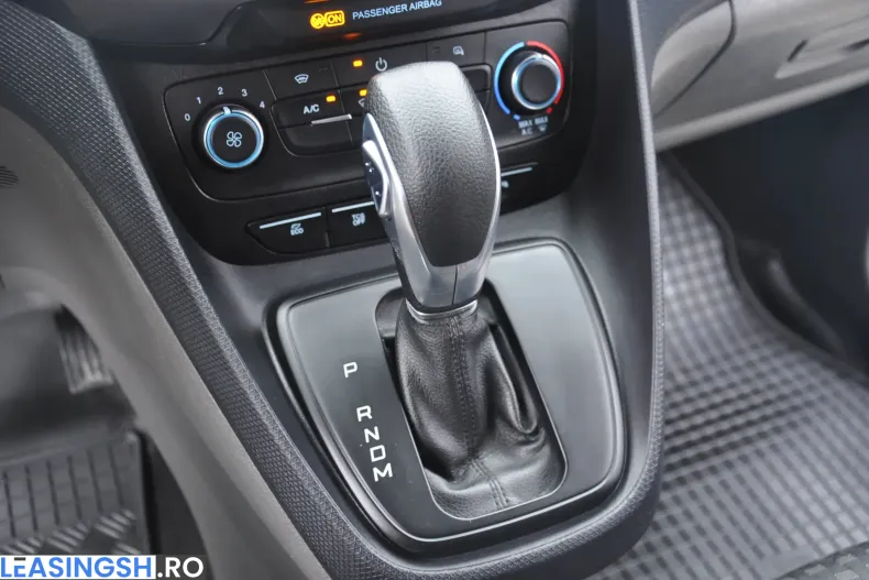 Ford Transit Connect din 2020 cu 110.579 km - oferta FOR213055 - foto 22