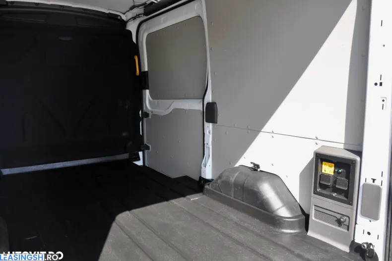 Ford Transit din 2023 cu 11.797 km - oferta FOR213057 - foto 10