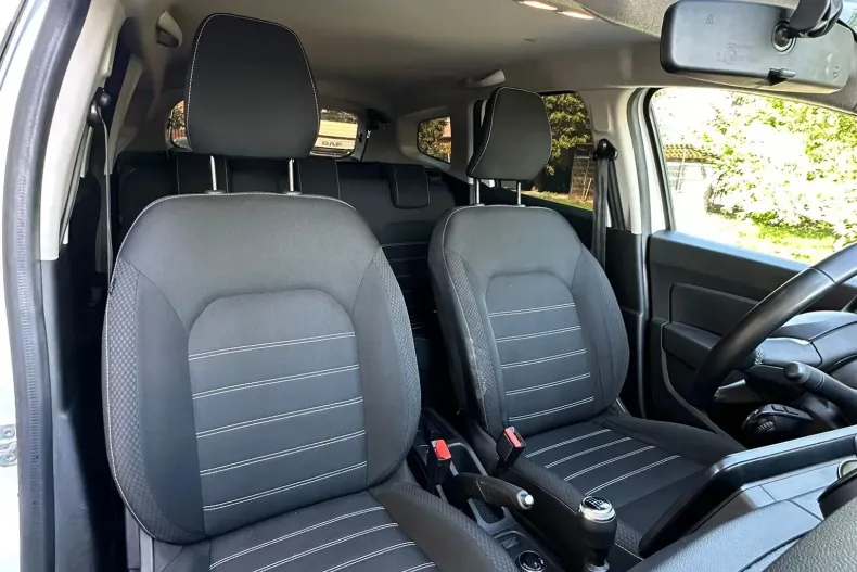 Dacia Duster din 2023 cu 109.602 km - oferta DAC213069 - foto 10