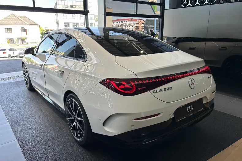 Mercedes-Benz CLA 220 (Clasa CLA) din 2026 cu 5 km - oferta MER213076 - foto 6