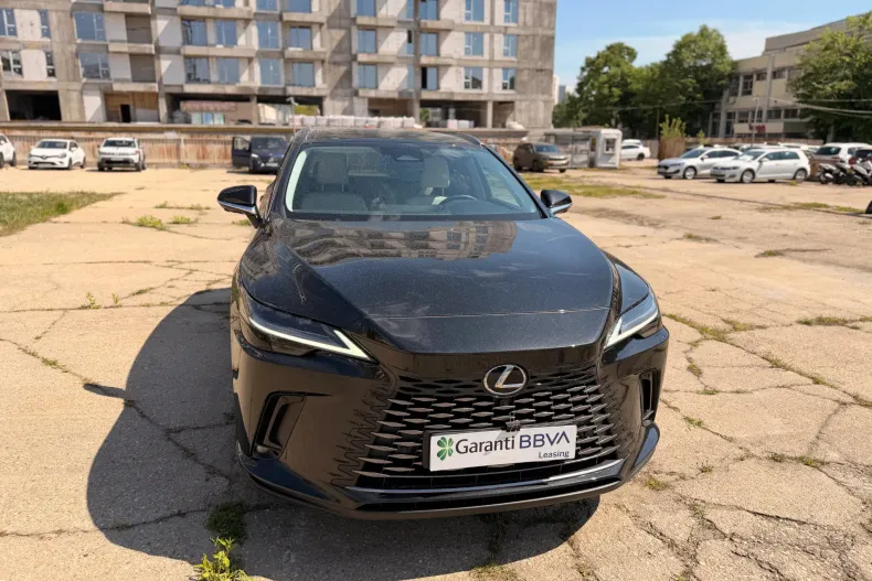 Lexus Seria RX din 2024 cu 6.280 km - oferta LEX213083 - foto 3