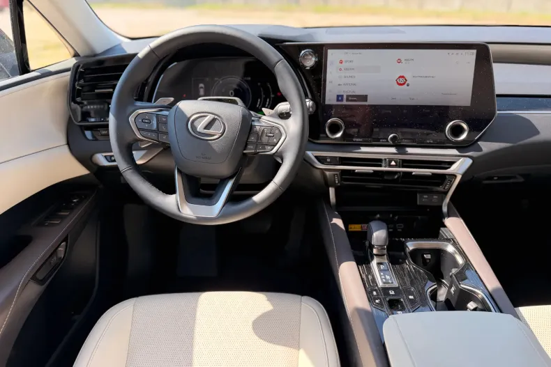 Lexus Seria RX din 2024 cu 6.280 km - oferta LEX213083 - foto 10