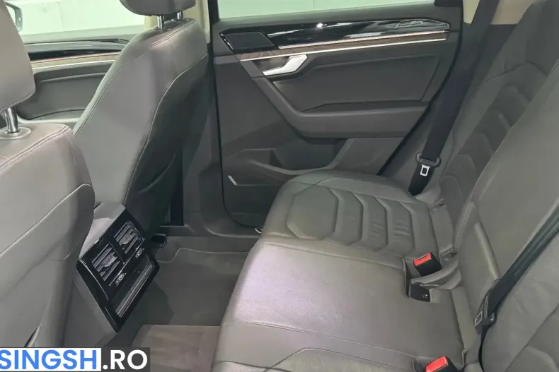Volkswagen Touareg din 2020 cu 123.000 km - oferta VOL213084 - foto 14