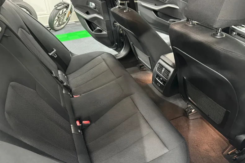 BMW 320d (Seria 3) din 2020 cu 84.997 km - oferta BMW213096 - foto 15
