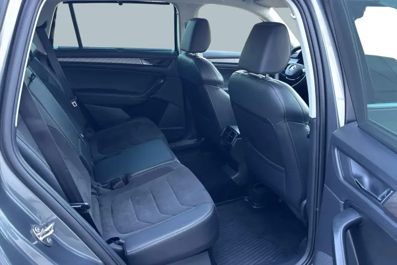 Skoda Kodiaq din 2023 cu 81.664 km - oferta SKO213097 - foto 26