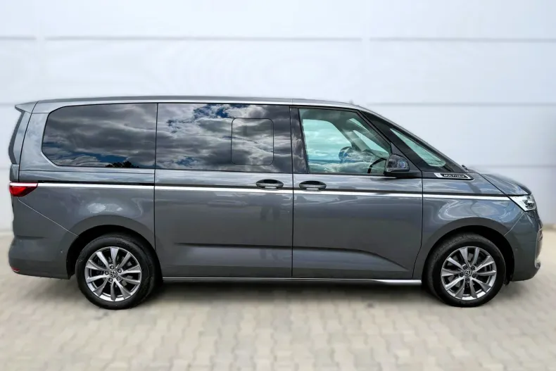 Volkswagen Multivan din 2023 cu 82.657 km - oferta VOL213100 - foto 6