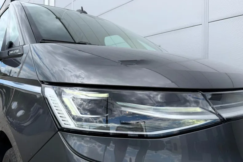 Volkswagen Multivan din 2023 cu 82.657 km - oferta VOL213100 - foto 7