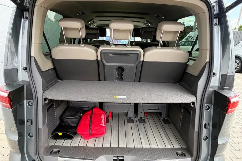 Volkswagen Multivan din 2023 cu 82.657 km - oferta VOL213100 - foto 22