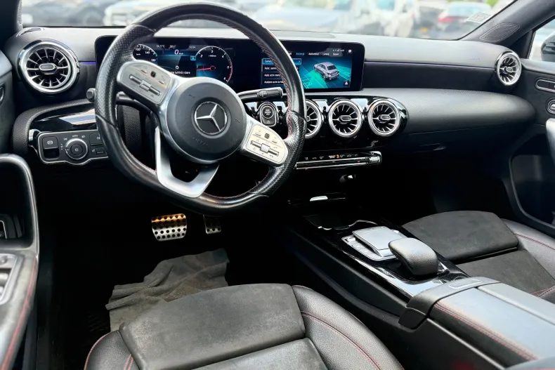 Mercedes-Benz A 200 (Clasa A) din 2021 cu 142.051 km - oferta MER213107 - foto 4