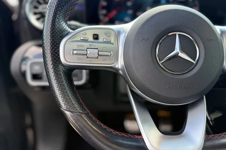 Mercedes-Benz A 200 (Clasa A) din 2021 cu 142.051 km - oferta MER213107 - foto 5
