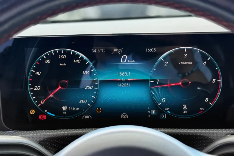 Mercedes-Benz A 200 (Clasa A) din 2021 cu 142.051 km - oferta MER213107 - foto 16