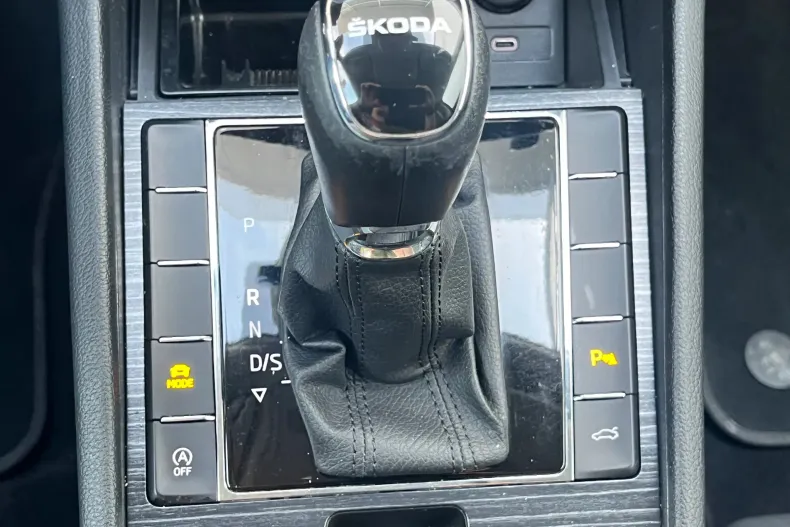 Skoda Superb din 2022 cu 137.125 km - oferta SKO213114 - foto 13