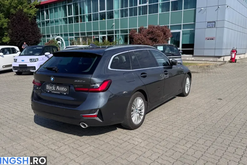 BMW 330e (Seria 3) din 2020 cu 43.376 km - oferta BMW213116 - foto 4
