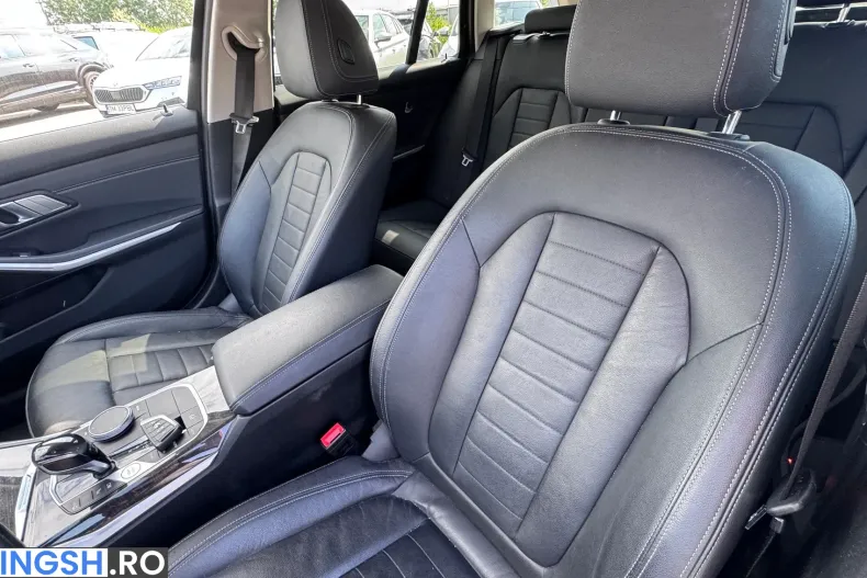 BMW 330e (Seria 3) din 2020 cu 43.376 km - oferta BMW213116 - foto 13