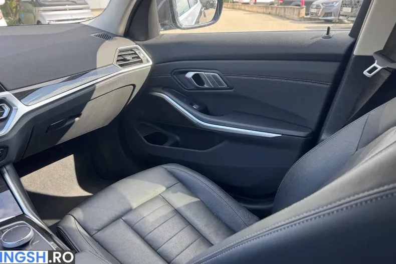 BMW 330e (Seria 3) din 2020 cu 43.376 km - oferta BMW213116 - foto 18