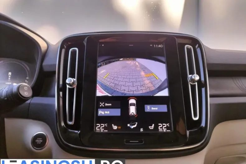 Volvo XC40 din 2023 cu 27.964 km - oferta VOL213118 - foto 7