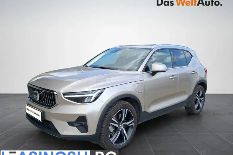 Volvo XC40 din 2023 cu 28.740 km - oferta VOL213122 - foto 1