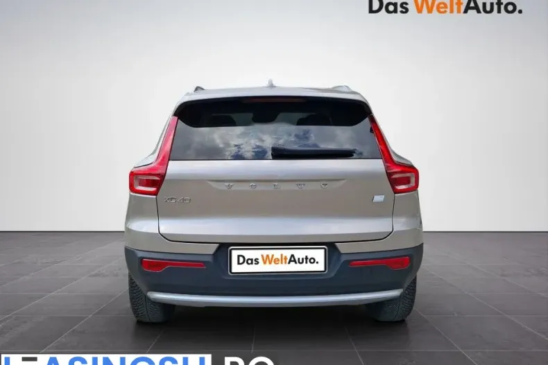 Volvo XC40 din 2023 cu 28.740 km - oferta VOL213122 - foto 8