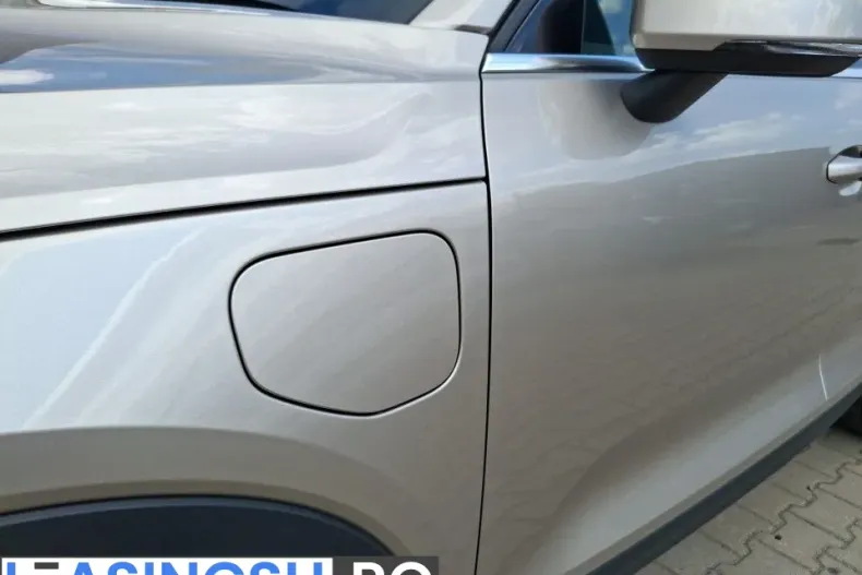 Volvo XC40 din 2023 cu 28.740 km - oferta VOL213122 - foto 9