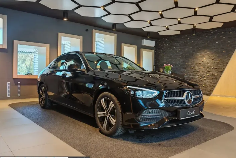 Mercedes-Benz C din 2026 cu 1 km - oferta MER213134 - foto 3