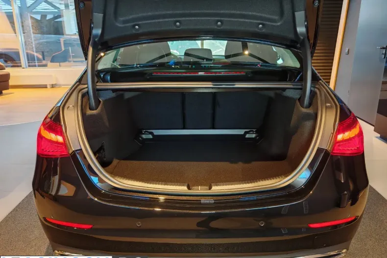 Mercedes-Benz C din 2026 cu 1 km - oferta MER213134 - foto 13