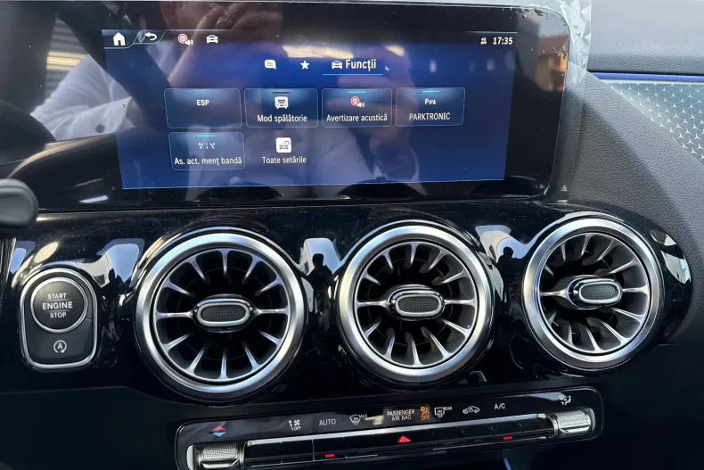Mercedes-Benz GLA din 2025 cu 3.197 km - oferta MER213135 - foto 14