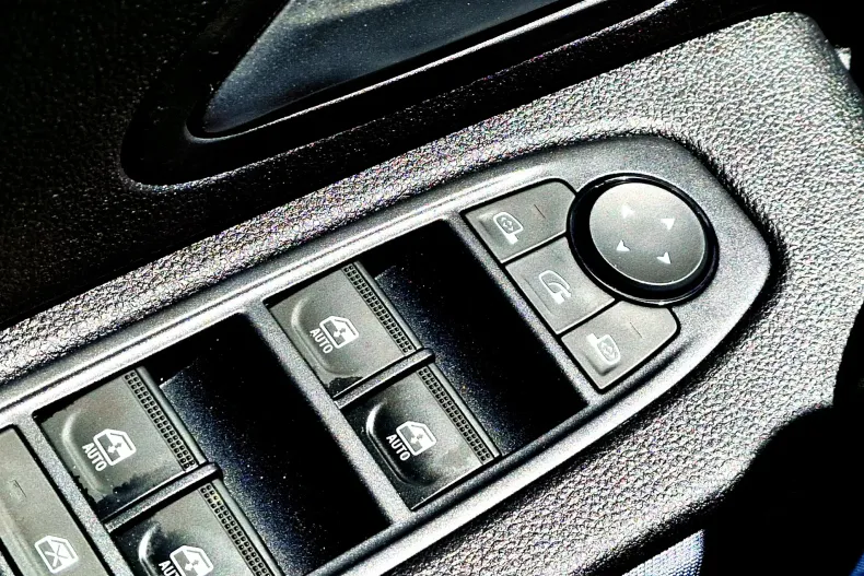 Dacia Duster din 2024 cu 13 km - oferta DAC213140 - foto 21