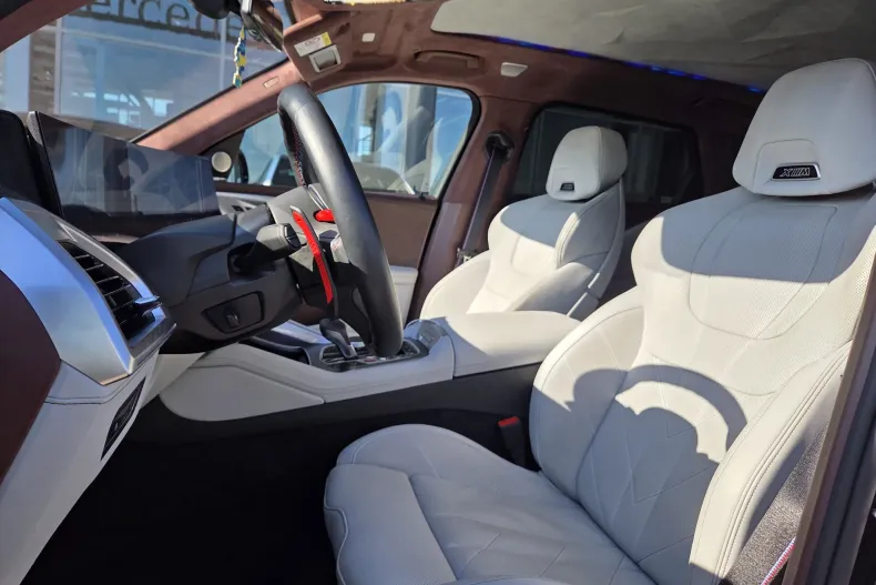 BMW XM (Seria X) din 2025 cu 24.805 km - oferta BMW213147 - foto 23