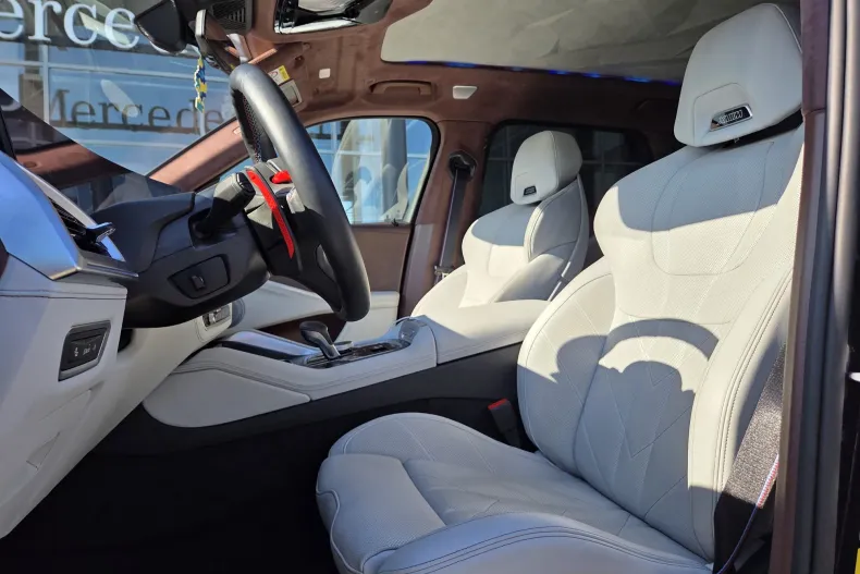 BMW XM (Seria X) din 2025 cu 24.805 km - oferta BMW213147 - foto 35