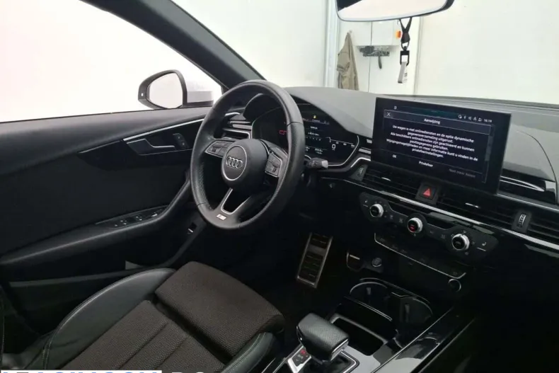 Audi A4 din 2022 cu 103.128 km - oferta AUD213157 - foto 3