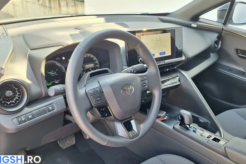 Toyota C-HR din 2025 cu 4.500 km - oferta TOY213165 - foto 4