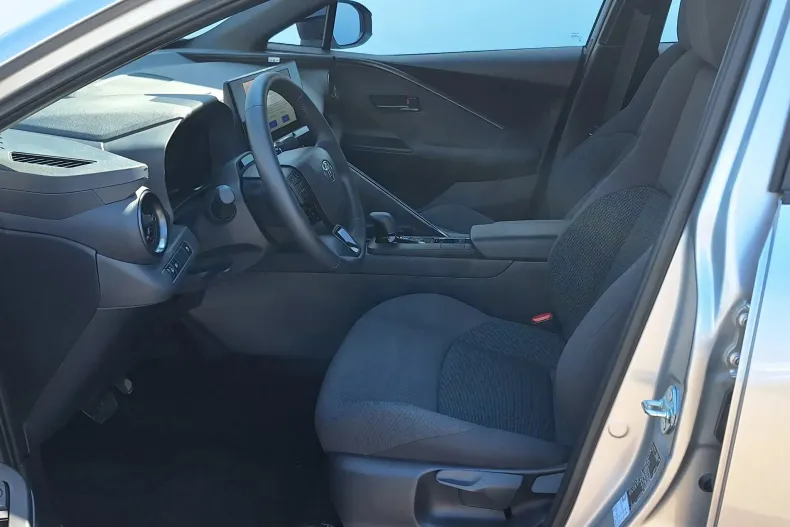 Toyota C-HR din 2025 cu 4.500 km - oferta TOY213165 - foto 6