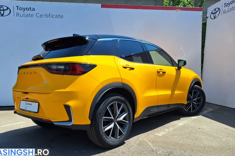 Lexus LBX din 2025 cu 100 km - oferta LEX213166 - foto 11