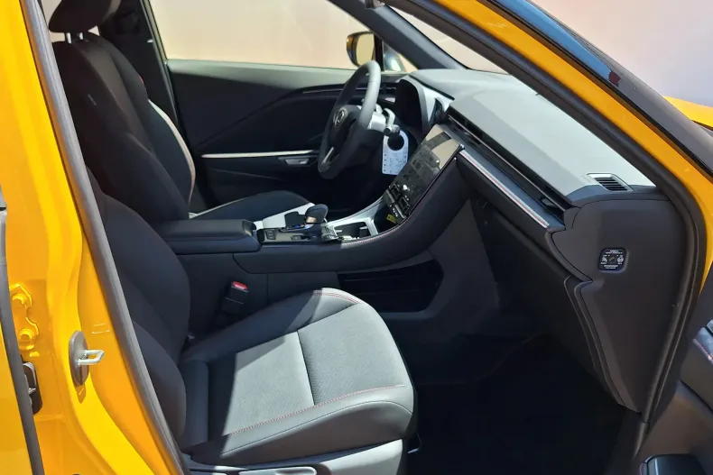 Lexus LBX din 2025 cu 100 km - oferta LEX213166 - foto 15