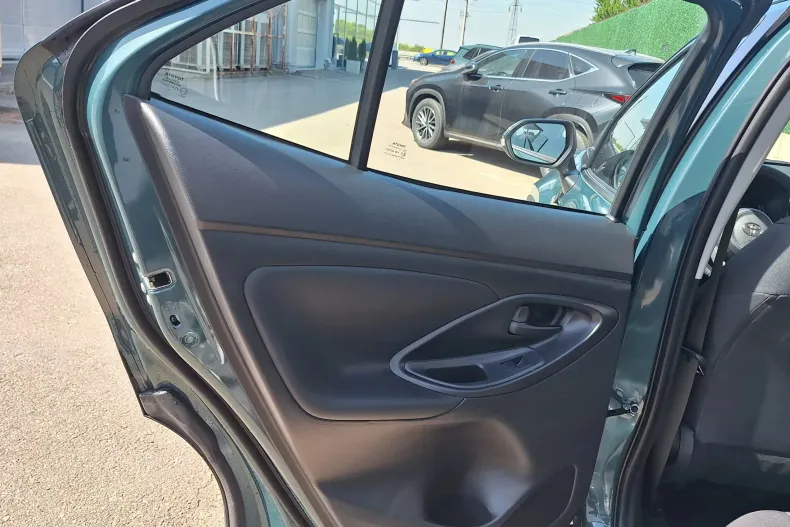 Toyota Yaris Cross din 2026 cu 2.000 km - oferta TOY213167 - foto 7