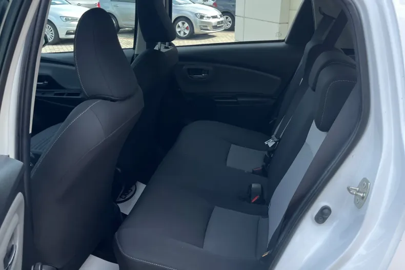 Toyota Yaris din 2020 cu 179.000 km - oferta TOY213171 - foto 27