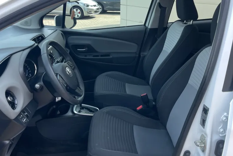 Toyota Yaris din 2020 cu 179.000 km - oferta TOY213171 - foto 29