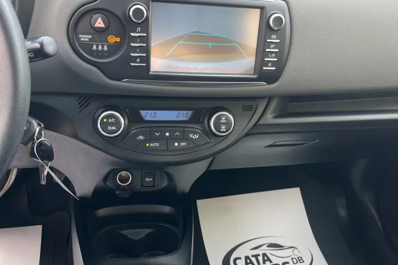 Toyota Yaris din 2020 cu 179.000 km - oferta TOY213171 - foto 34