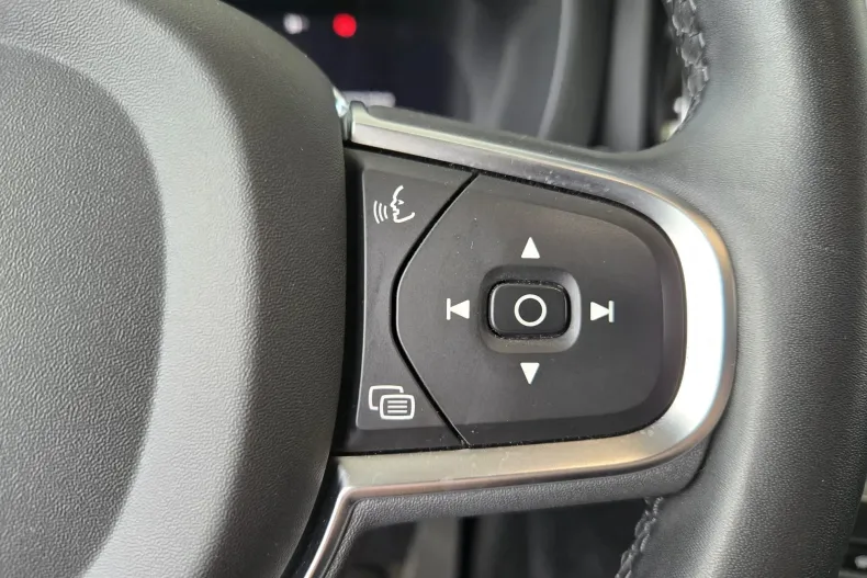 Volvo XC60 din 2023 cu 26.730 km - oferta VOL213179 - foto 24