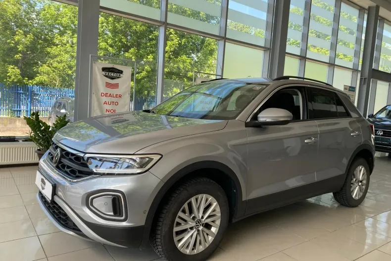 Volkswagen T-Roc din 2023 cu 66.200 km - oferta VOL213180 - foto 1
