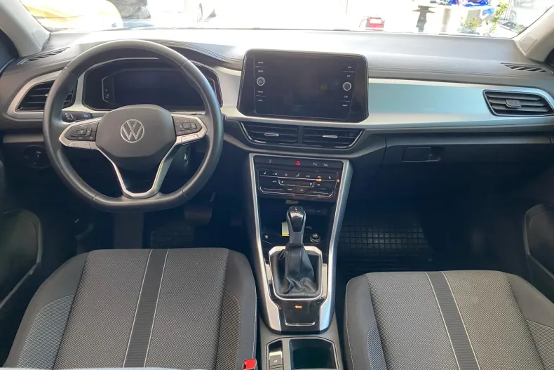 Volkswagen T-Roc din 2023 cu 66.200 km - oferta VOL213180 - foto 17