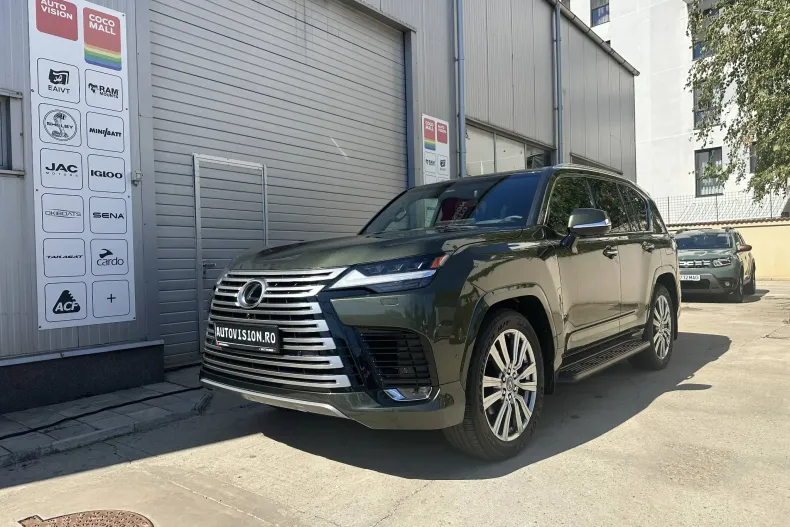 Lexus Seria LX din 2025 cu 10 km - oferta LEX213183 - foto 2