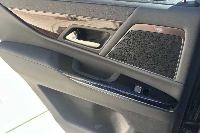 Lexus Seria LX din 2025 cu 10 km - oferta LEX213183 - foto 26