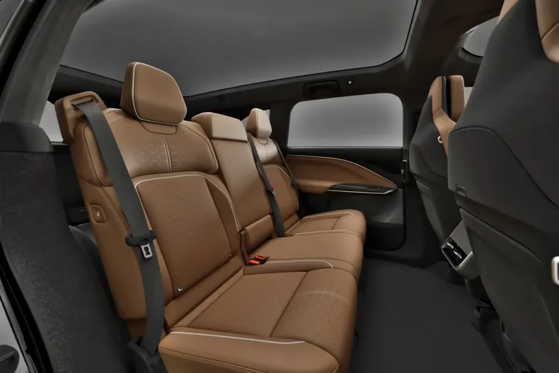 Lucid Gravity din 2025 cu 10 km - oferta LUC213184 - foto 8
