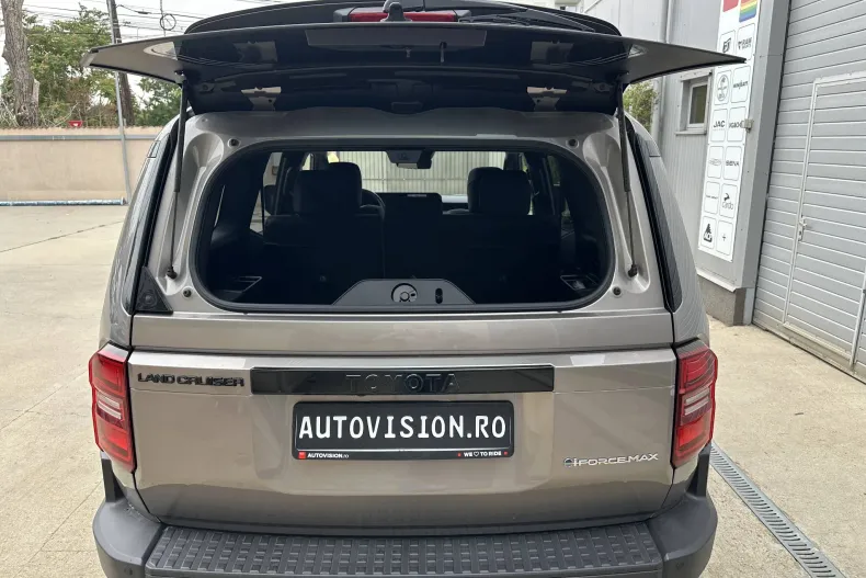 Toyota Land Cruiser 250 din 2024 cu 852 km - oferta TOY213185 - foto 7